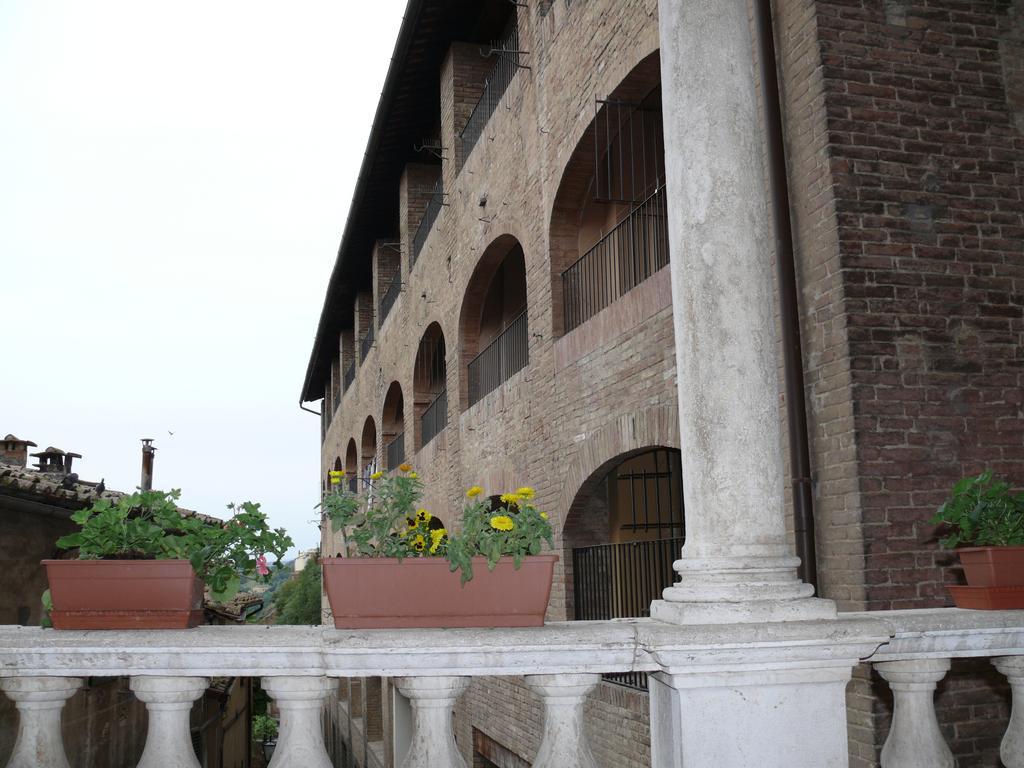 Hotel Alma Domus Siena Esterno foto