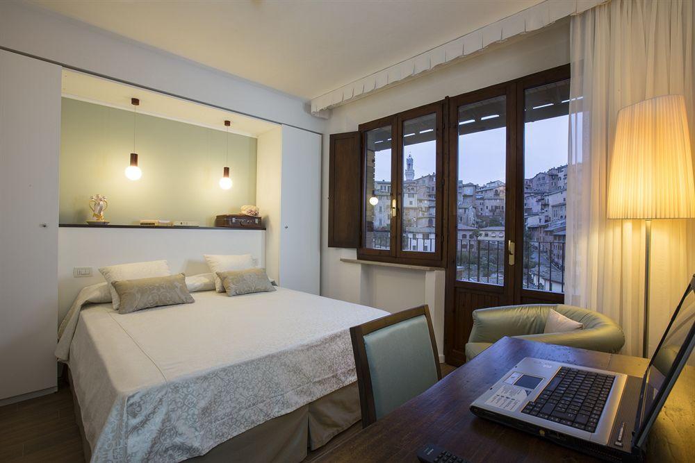 Hotel Alma Domus Siena Esterno foto