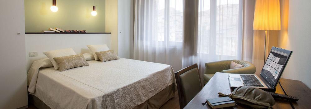 Hotel Alma Domus Siena Esterno foto