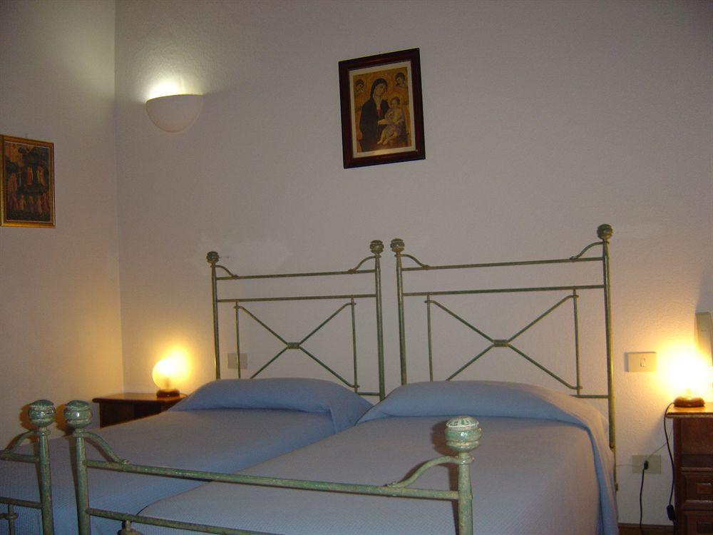 Hotel Alma Domus Siena Esterno foto