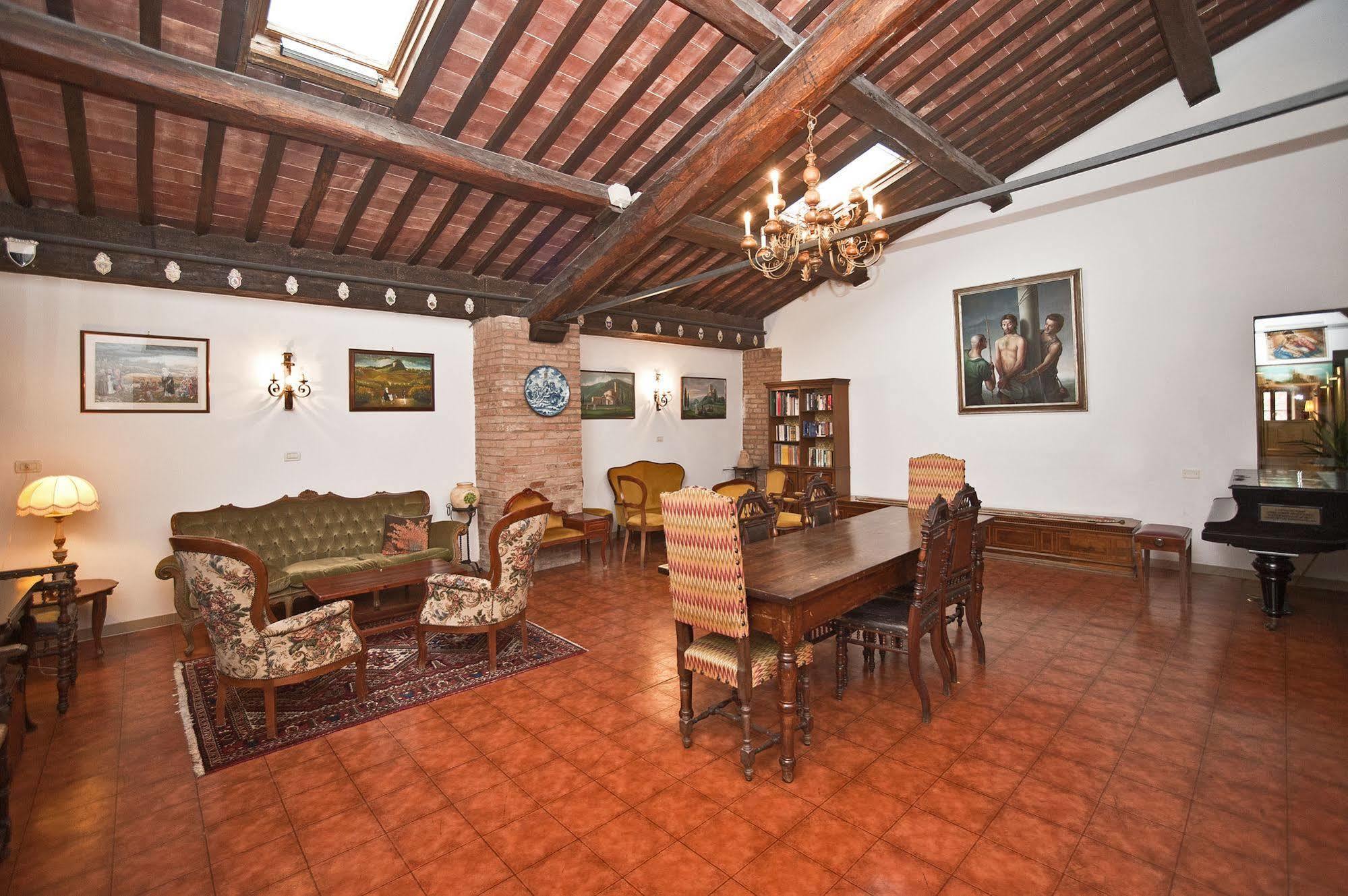 Hotel Alma Domus Siena Esterno foto